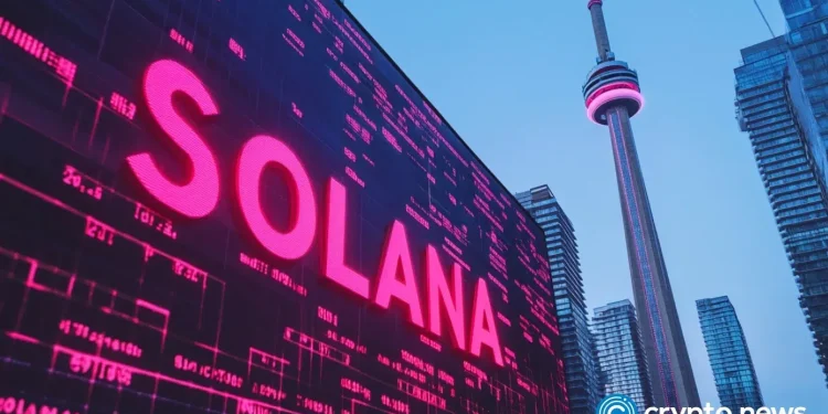 Solana price forms rare bullish pattern as key network metrics soar