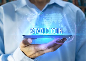 Stablecoins Could Drain $500B From U.S. Banks, Standard Chartered Warns 