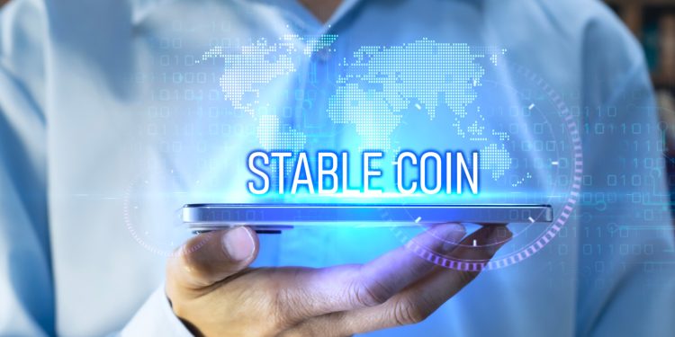 Stablecoins Could Drain $500B From U.S. Banks, Standard Chartered Warns 