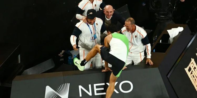 alcaraz celebrating victory