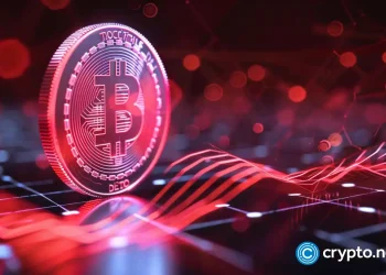 Strategy’s Bitcoin plan under fire as Peter Schiff warns crash - 1