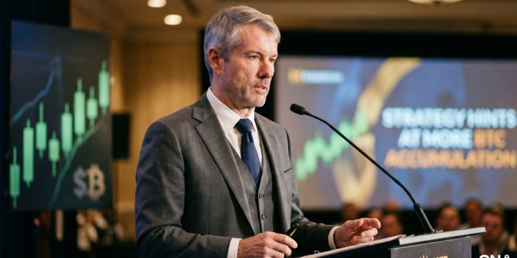 Saylor Sparks Fresh Bitcoin Buy Speculation as Strategy Hints at More BTC Accumulation缩略图 mstr